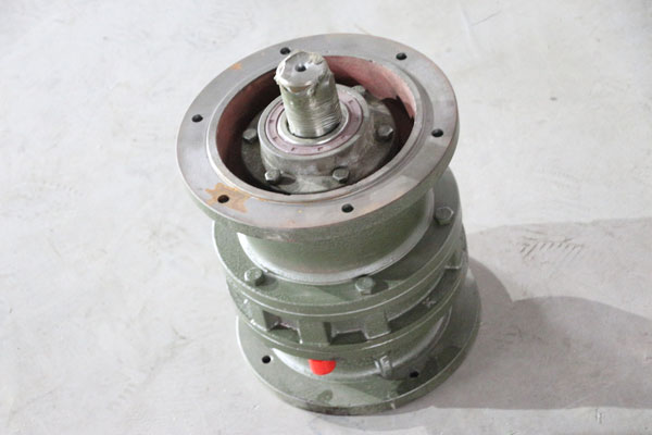 立式擺線(xiàn)針輪減速機(jī)